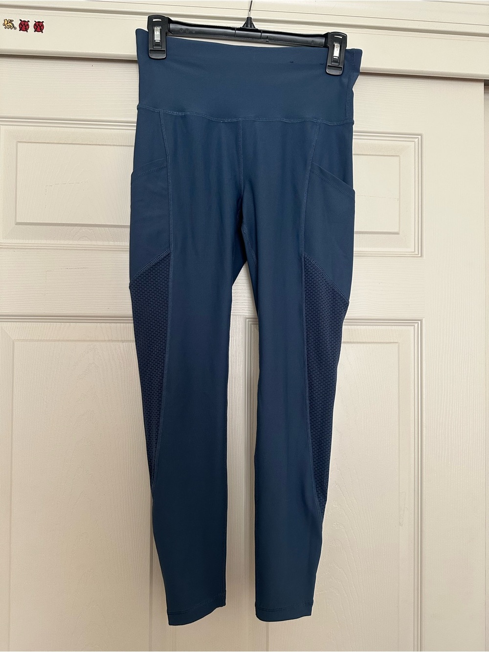 Xersion Slate Blue High-Rise 7/8 Ankle Leggings